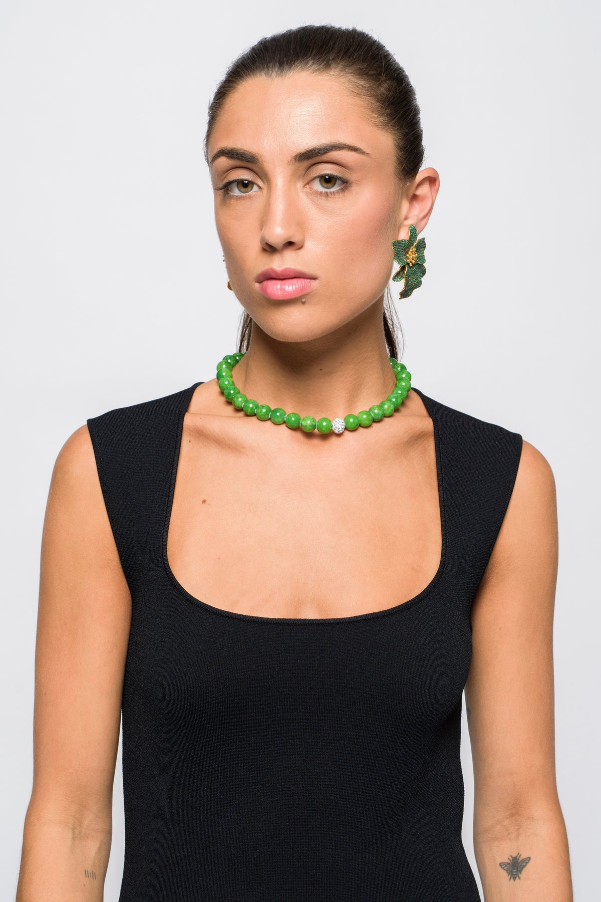 Timeless Pearly Emerald Green &amp; Diamante Detail Necklace
