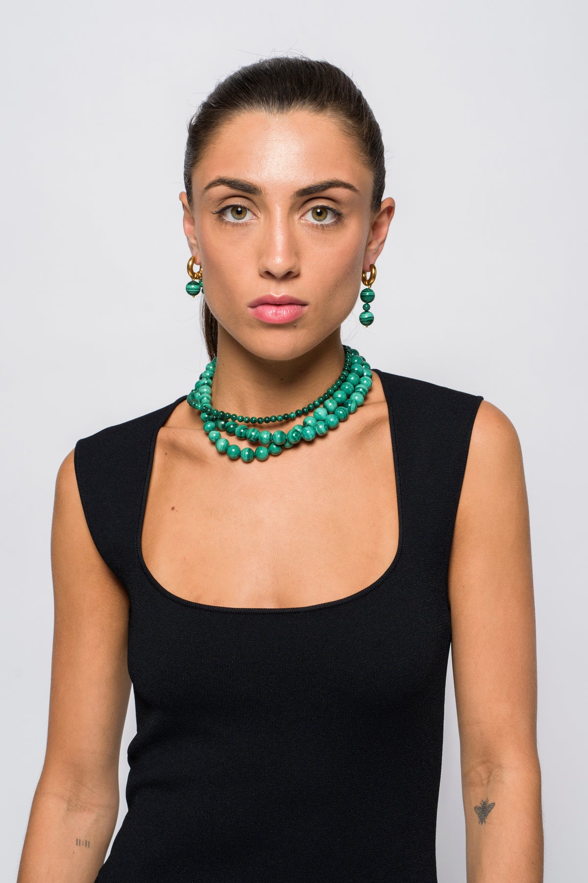 Timeless Pearly Emerald Green Long Necklace